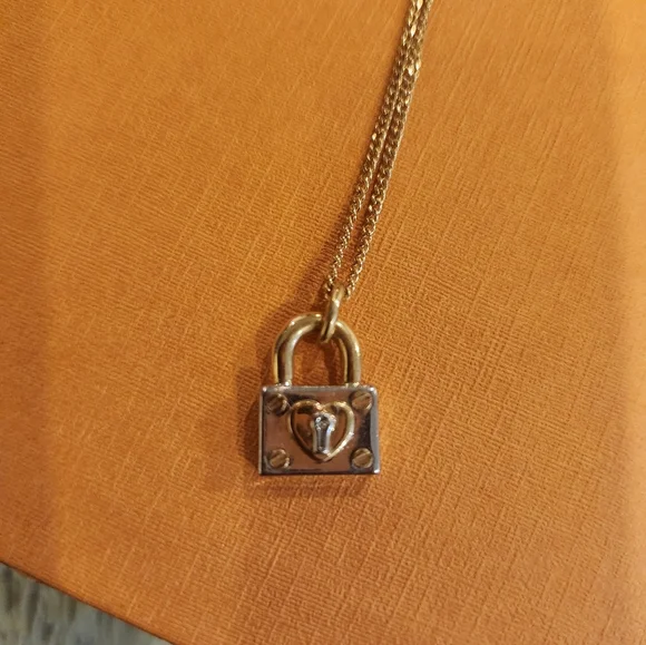 Coach Lock & Key  necklace, earrings & rings - Picture 7 of 7